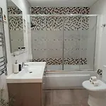 Elegant Duplex Lumineux Au Coeur De Lisbonne Διαμέρισμα